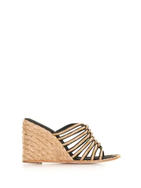 Calie sandal in satin and raffia