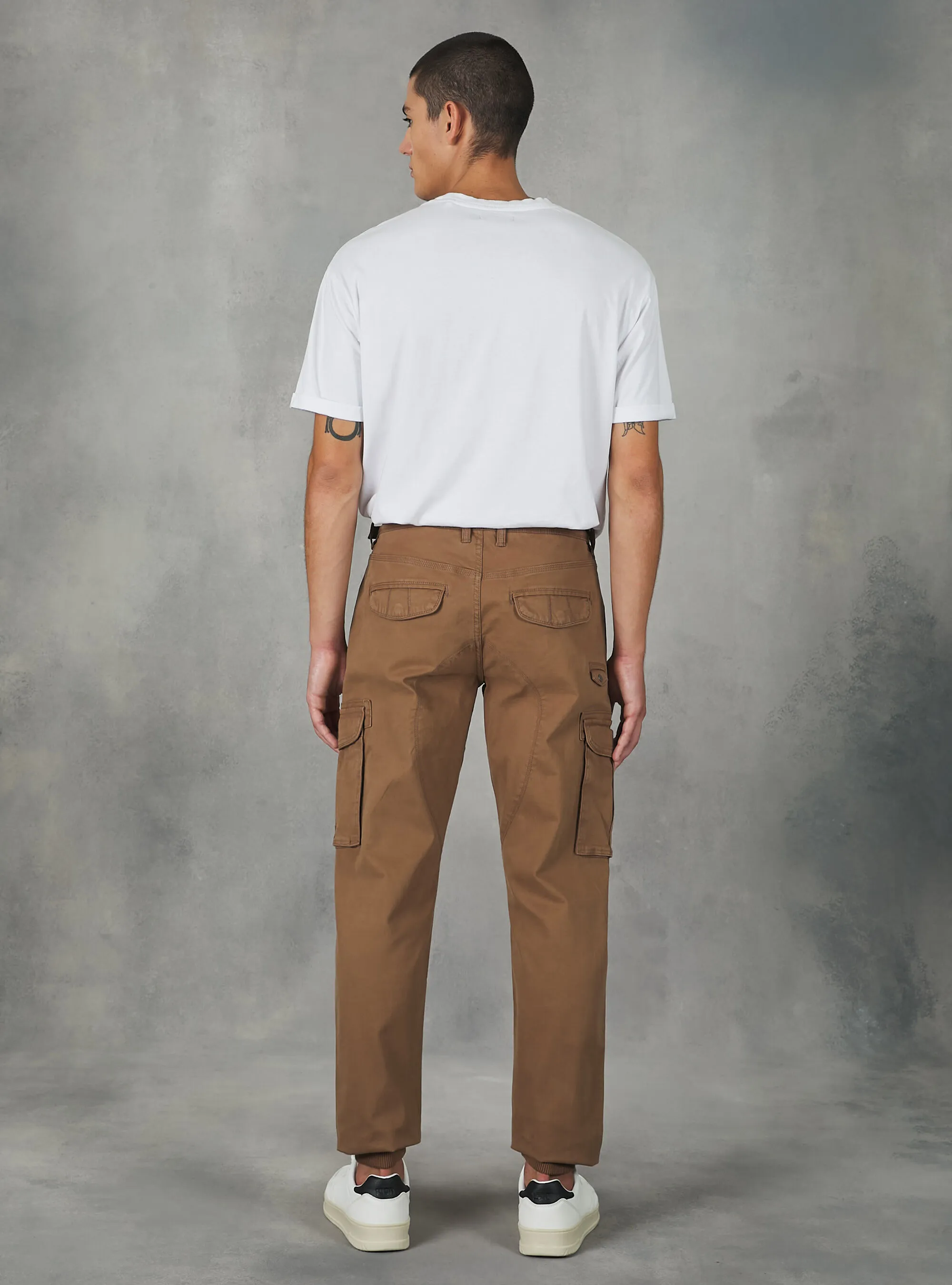 Pantaloni cargo in cotone con elastico