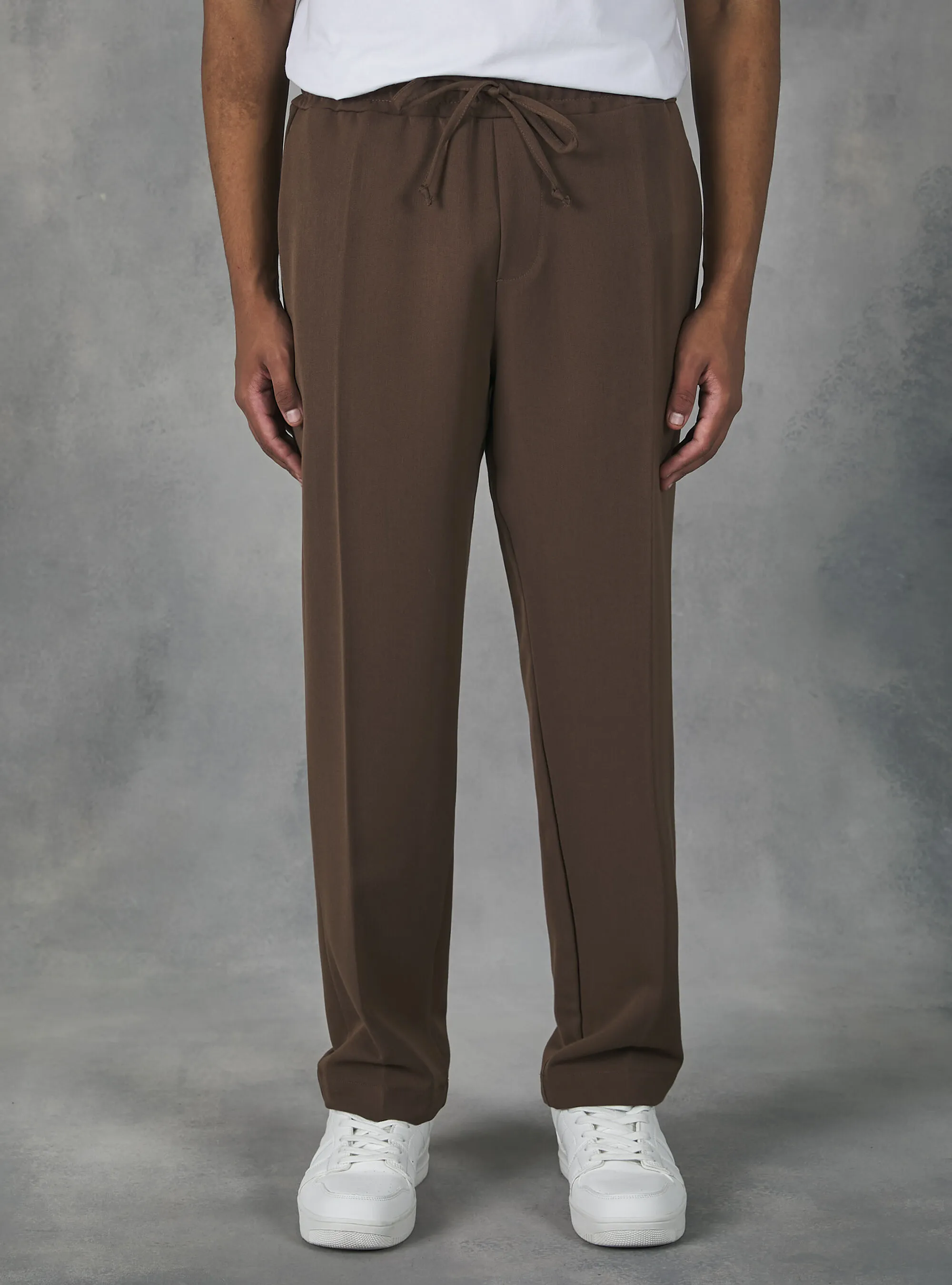 Pantaloni jogger