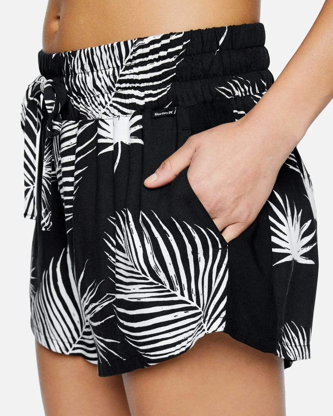 Printed Beach Short Black Palm