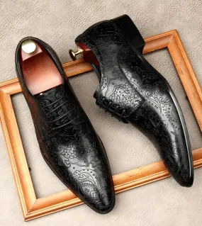 Scarpe eleganti da uomo in morbida pelle di lusso Scarpe da festa di nozze nere di design di tendenza britannico fatte a mano in