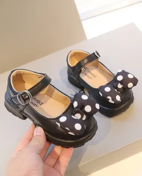 Scarpe singole per ragazze Nuove scarpe da principessa con fiocco Scarpe in pelle per bambini con fondo morbido