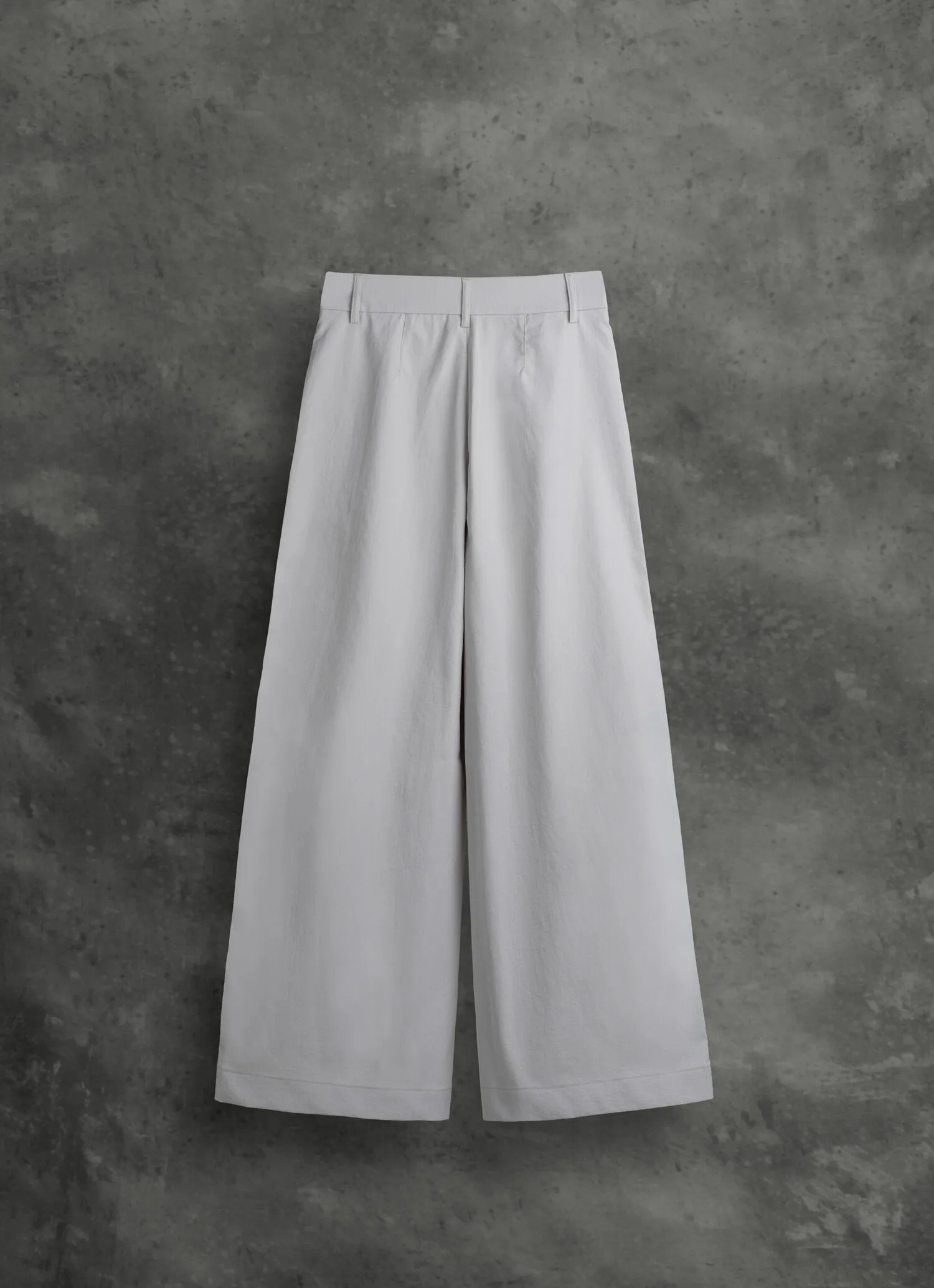 Trousers in technical fabric