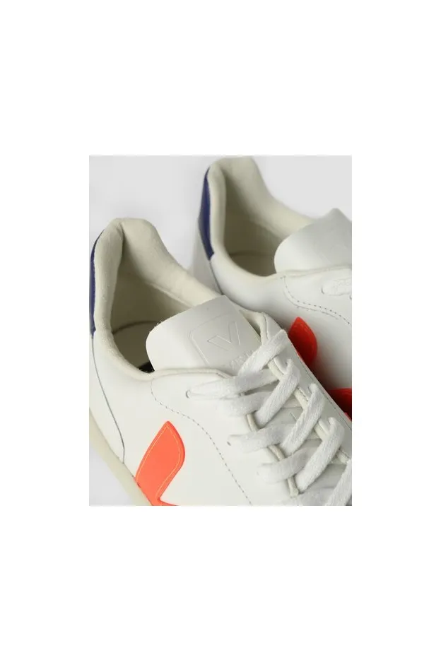 Veja V10 Sneakers in pelle ecologica