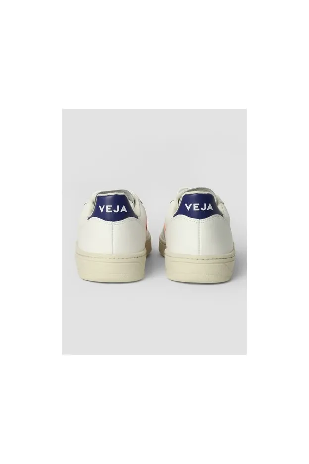 Veja V10 Sneakers in pelle ecologica